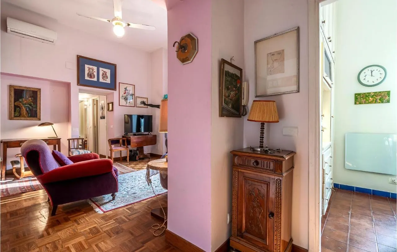 Amazing Apartment In Roma With Wifi And 2 Bedrooms 0*, Rome